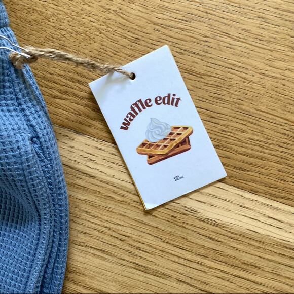 Girl Crush - Waffle Cargo Jogger in Blue - Picture 5 of 8